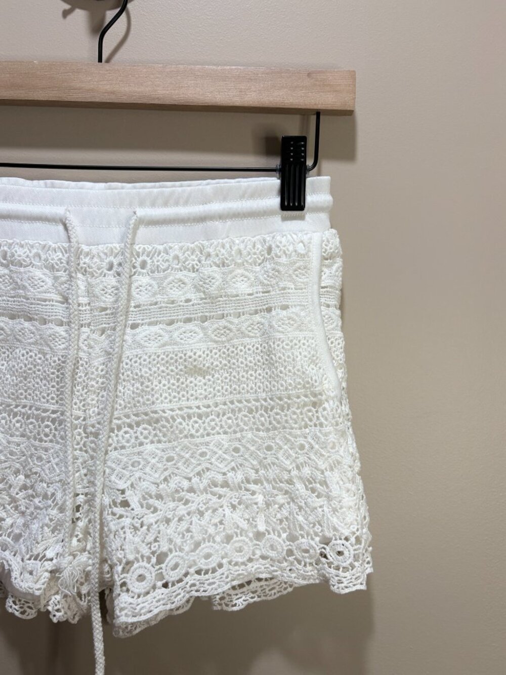 Timing White Ivory Crochet Shorts Elastic Drawstring‎ Waist Boho Lace - Picture 3 of 4